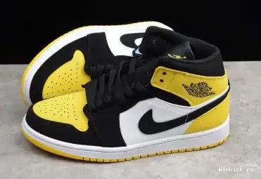 071 852542 1 BLACK WHITE YELLOW JORDAN TOE AIR 0703
